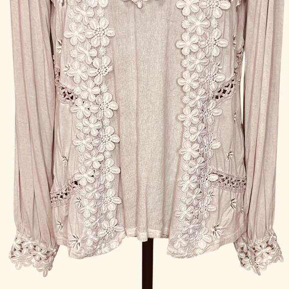 POL Floral Applique Blouse Embroidered Taupe Women's Top S - Picture 6 of 11